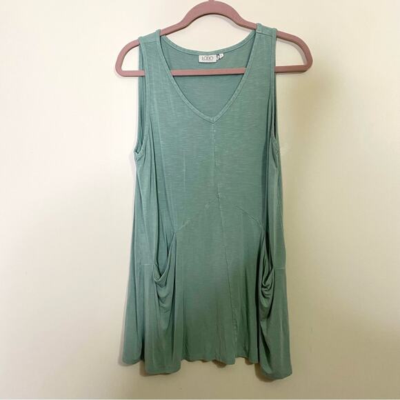 LOGO by Lori Goldstein Tops - LOGO Lori Goldstein Pastel Green Oversized Tank With Pockets Women’s Size Large